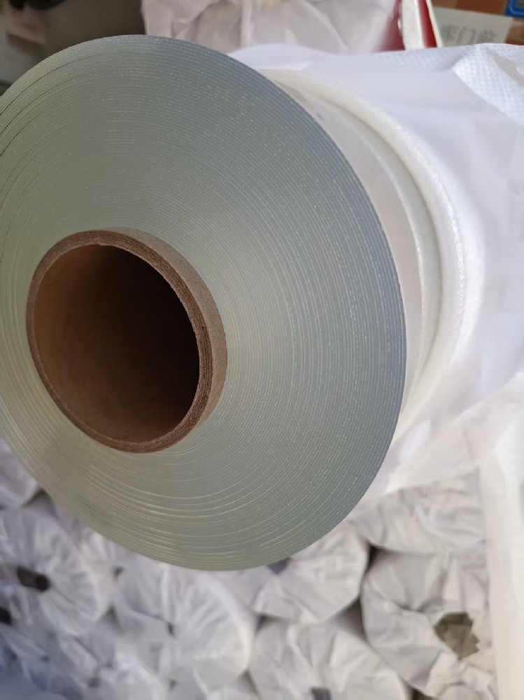 聚醚型耐低温、耐水解透明TPU薄膜